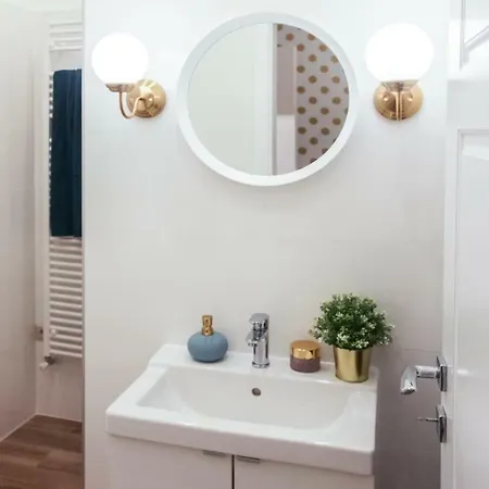 Frankel Gold Apartman